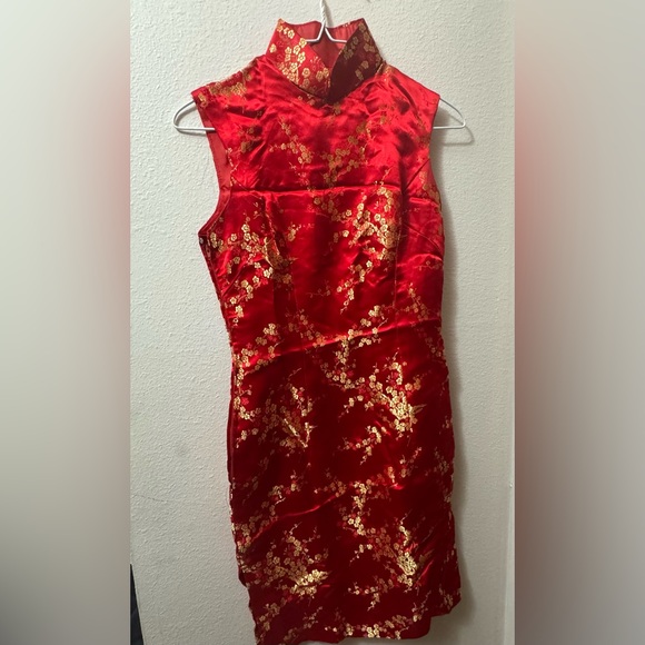 Dresses & Skirts - Vintage Red Authentic High Neck Button Up Qipao Floral Side Slit Chinese Gold